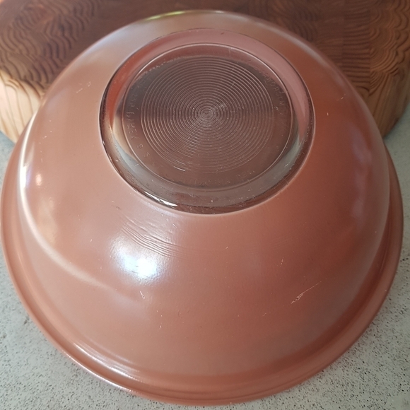 Pyrex Pink and Orange Mixing Bowls - Picture 10 of 13